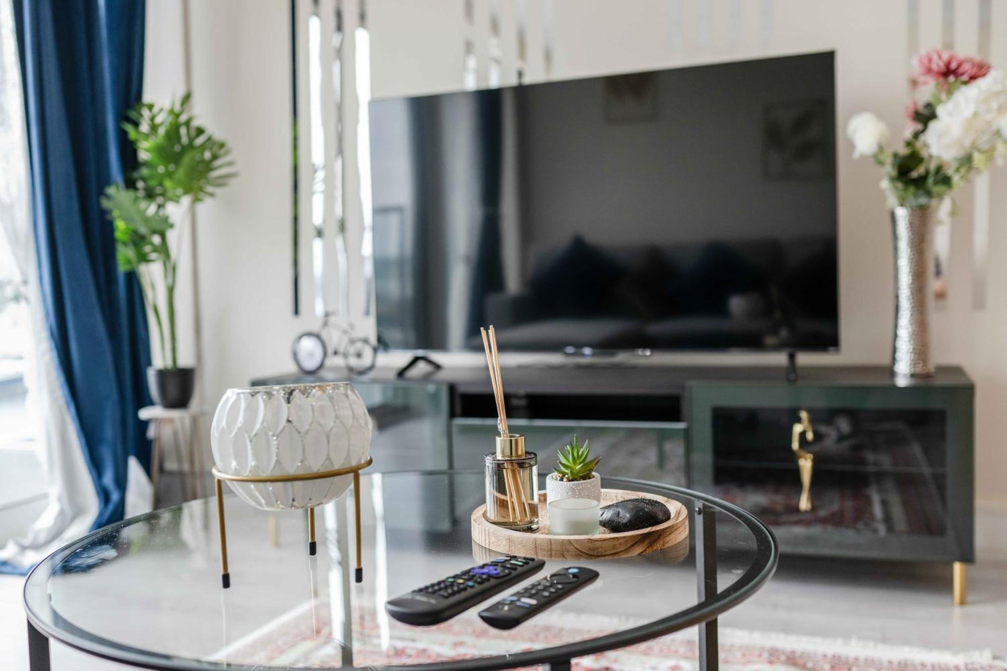 Apartment Marina1 2 Bed2bath Ipswich